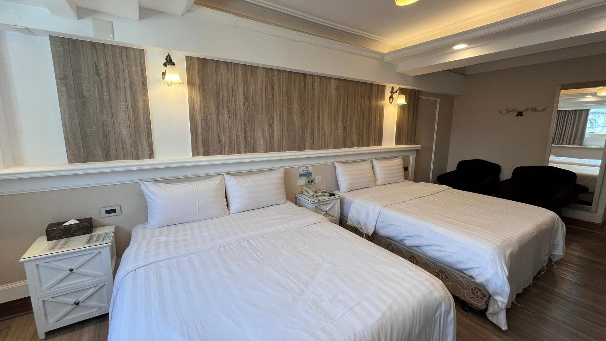 Migo Hotel Taichung Exteriör bild